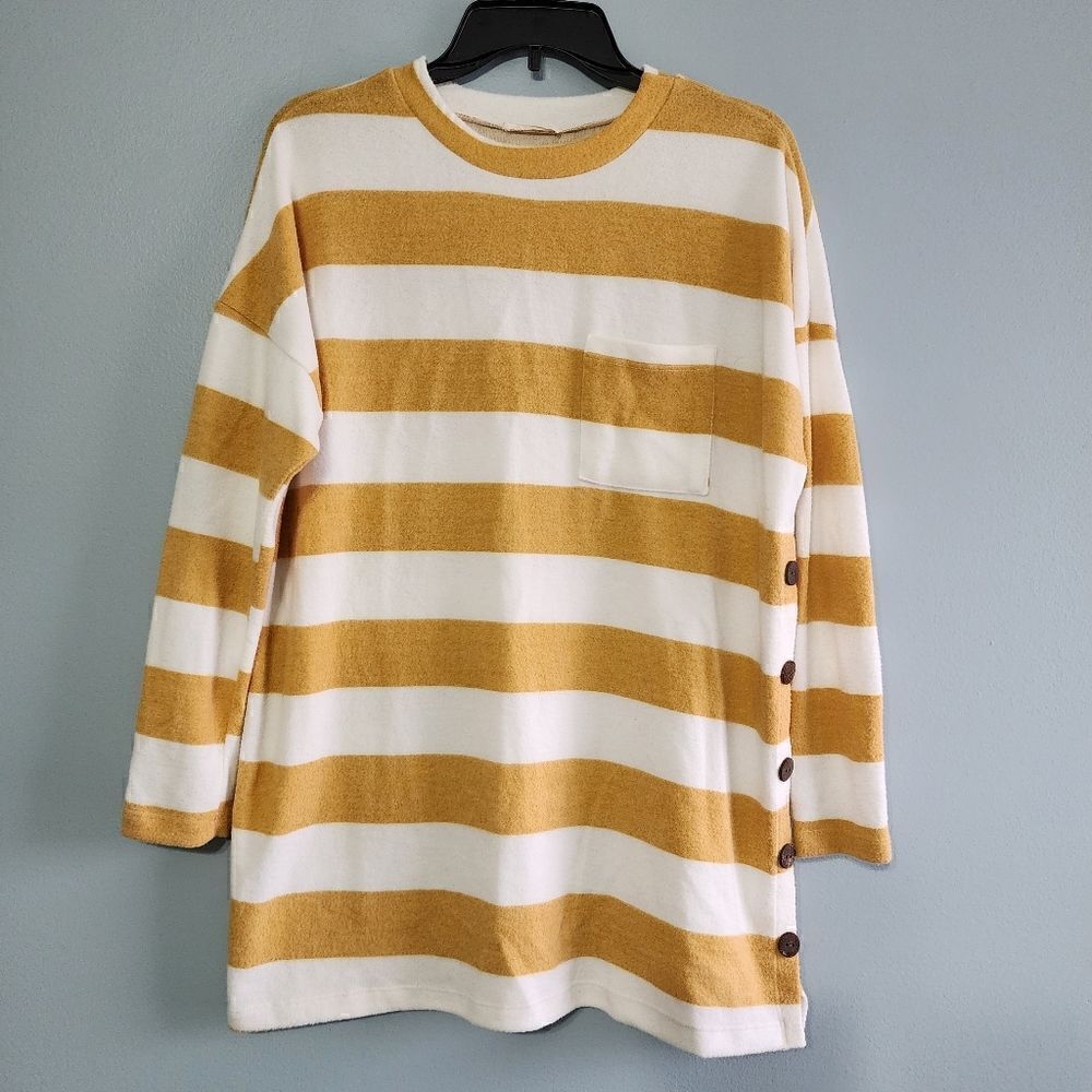 REB.in.j Striped Long Sleeve Sweater (NWOT)